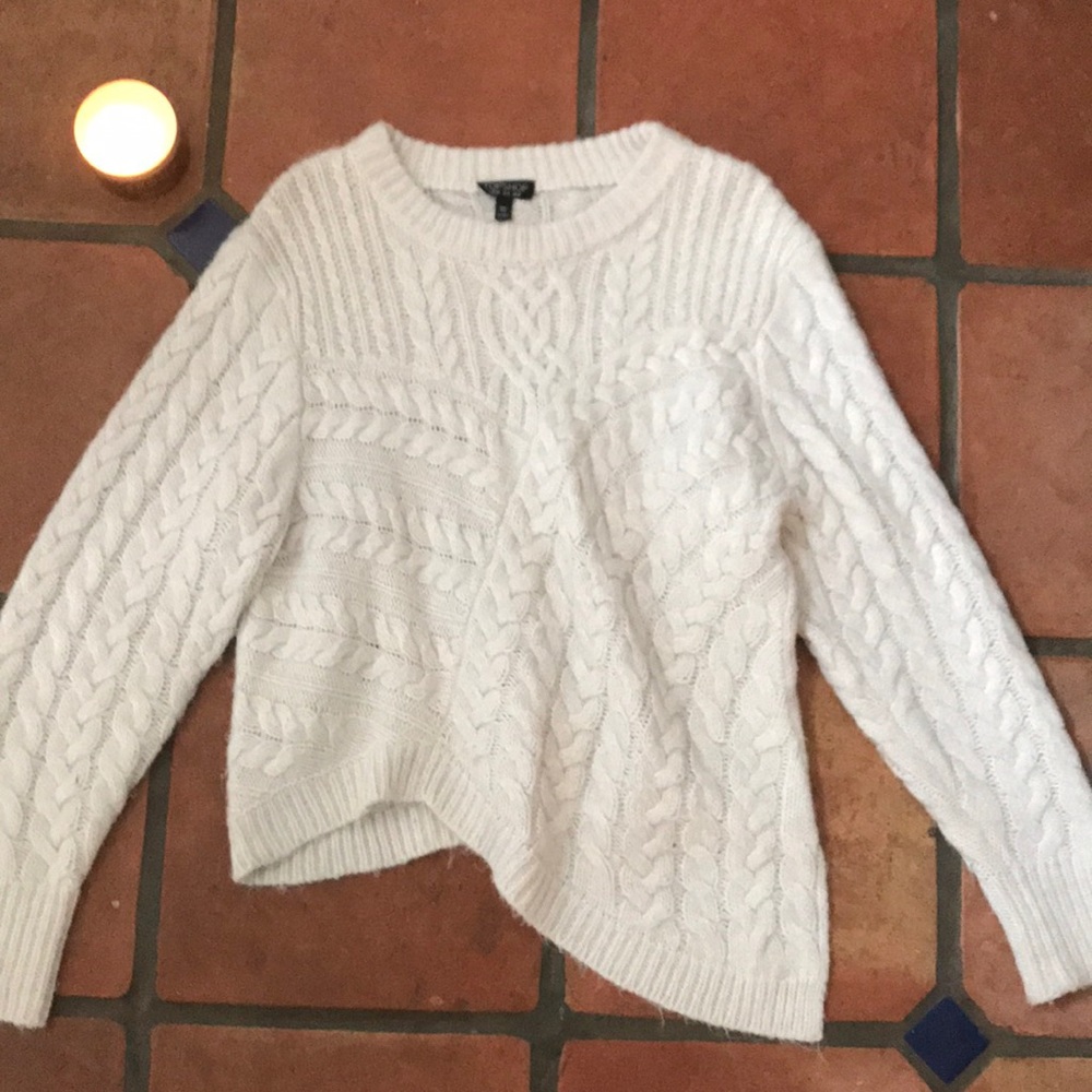COZY WHITE TOPSHOP SWEATER